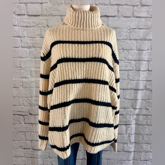 Handmade Turtleneck Pullover Sweater Cream Black Striped Oversized Cozy Casual - Picture 5 of 12